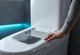 智能马桶使用时会被锁住吗？