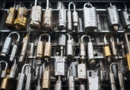 河南防盗门锁体种类大盘点：全面了解不同锁体特点