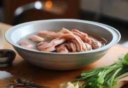 燃气灶烤制干鱿鱼技巧分享