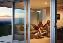 九皇防盗门专业技术救援阐明『大露台防盗门：安全性与舒适性的完美结合』