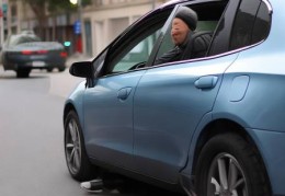 三菱奕歌车门关闭技巧解析