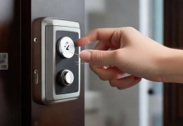 小方轻松开启指纹锁的实用教程