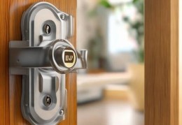 欧标儿童锁：智能守护，安全家门的贴心选择