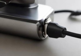 指纹锁电池充电功能详解