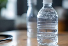 西门子洗衣机全国网点咨询服务阐明←塑料瓶洗衣机清洗技巧揭秘